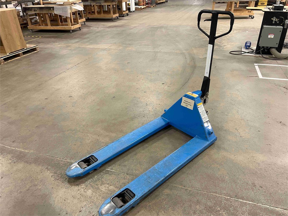 Uline "H-3763" Pallet Jack