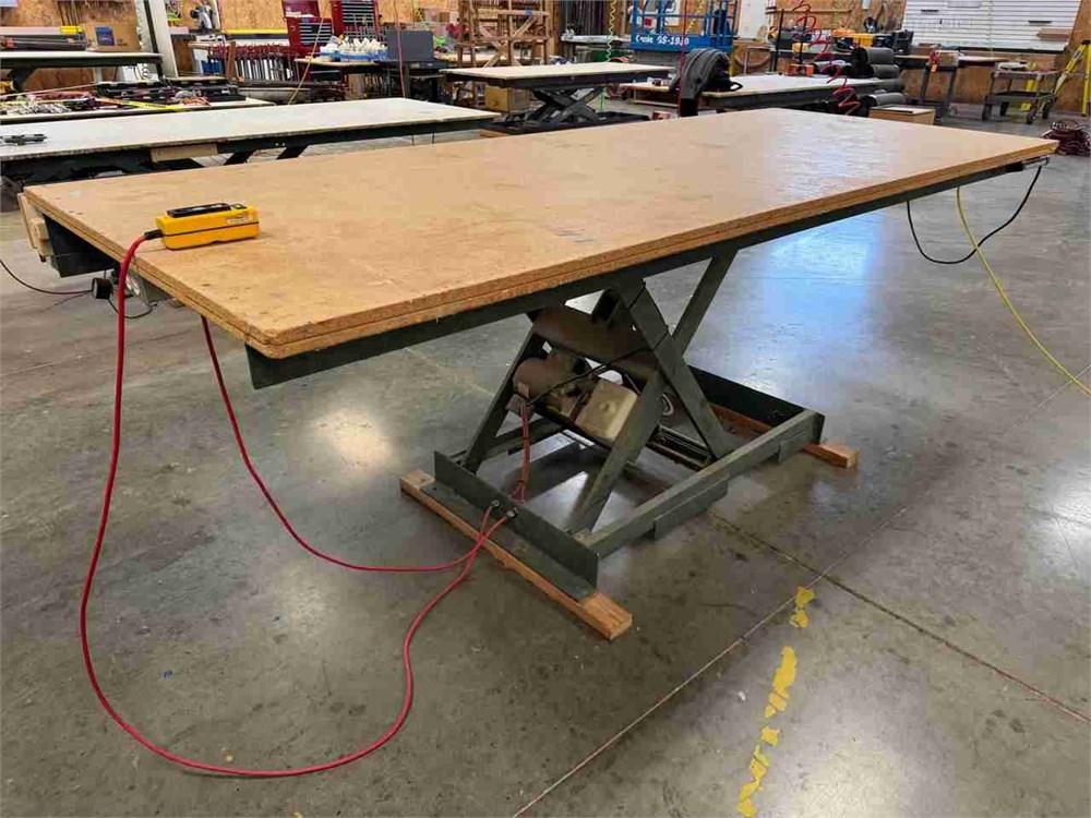 Marcon Lift Table