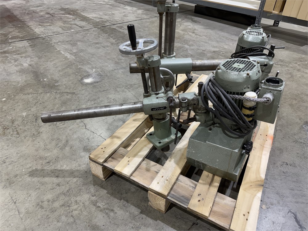 Univer "508" Powerfeeder