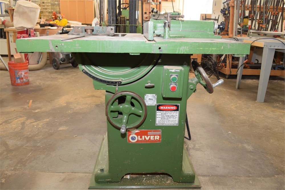 Oliver "270-D" Table Saw