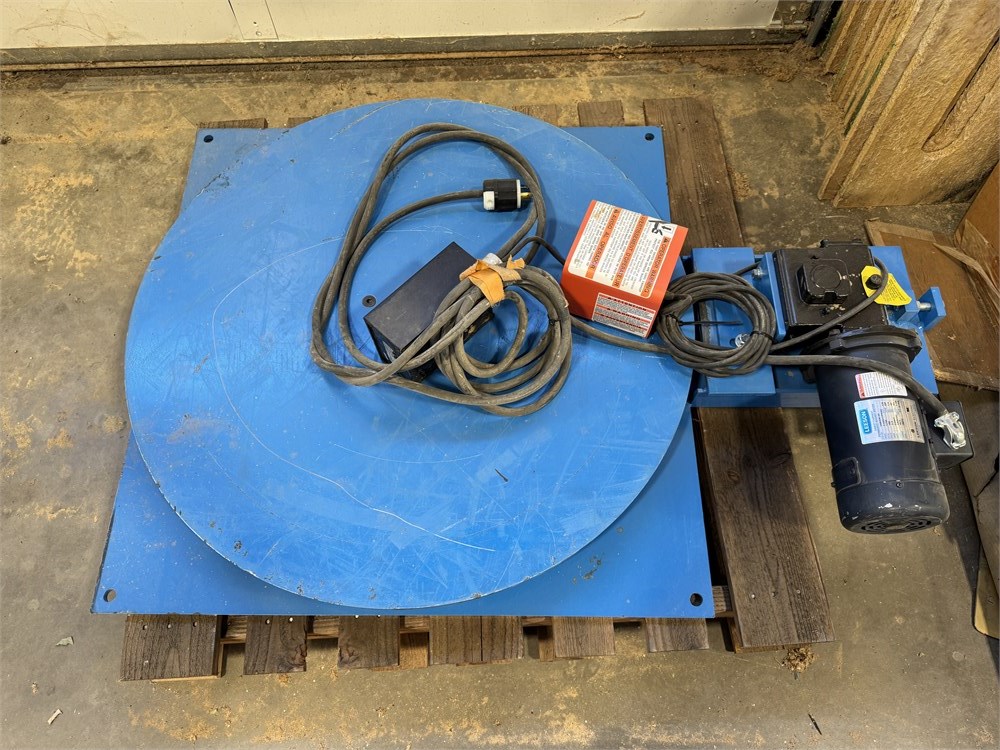Electric Material Carousel
