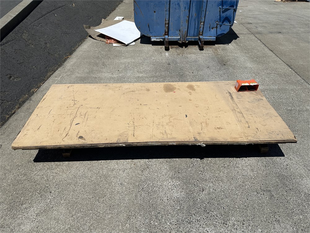 American Lifts 10FT Lift Table