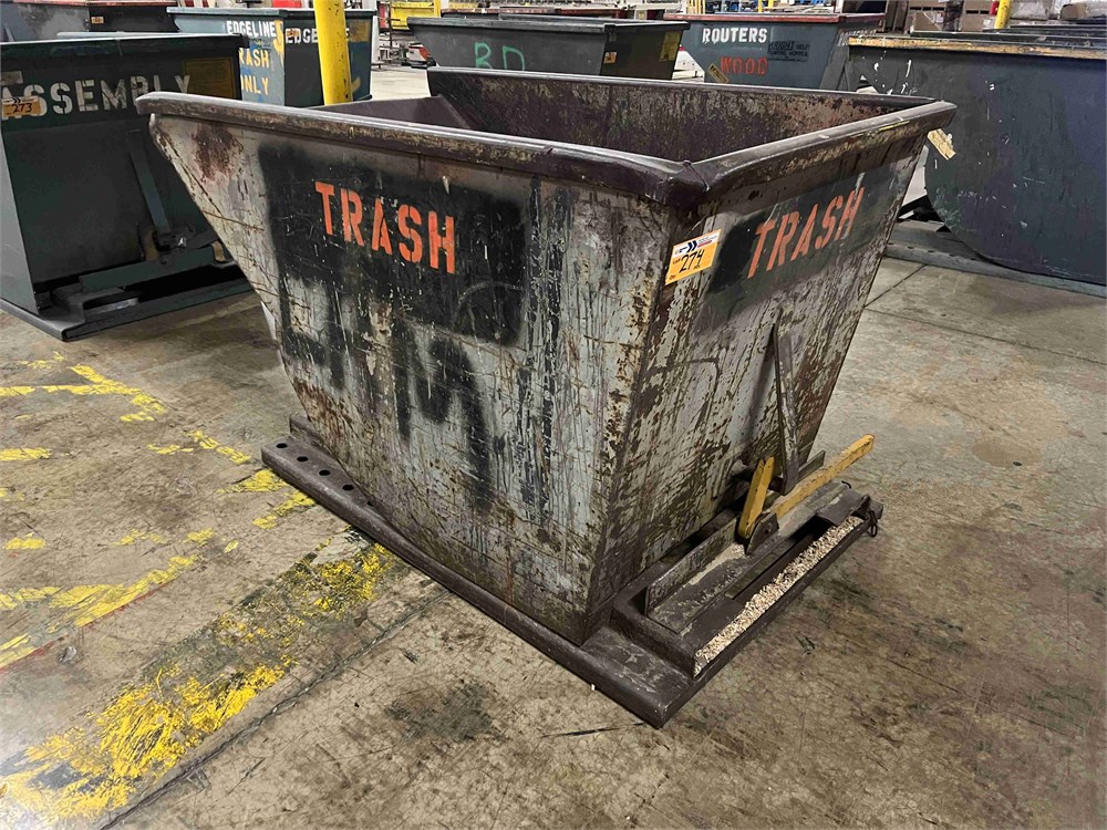 Self Dumping Hopper