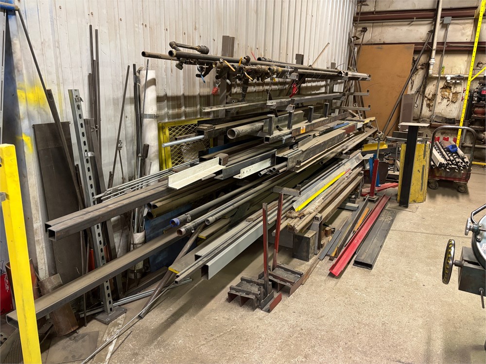 Lot of Various Size Material & Rack as pictures