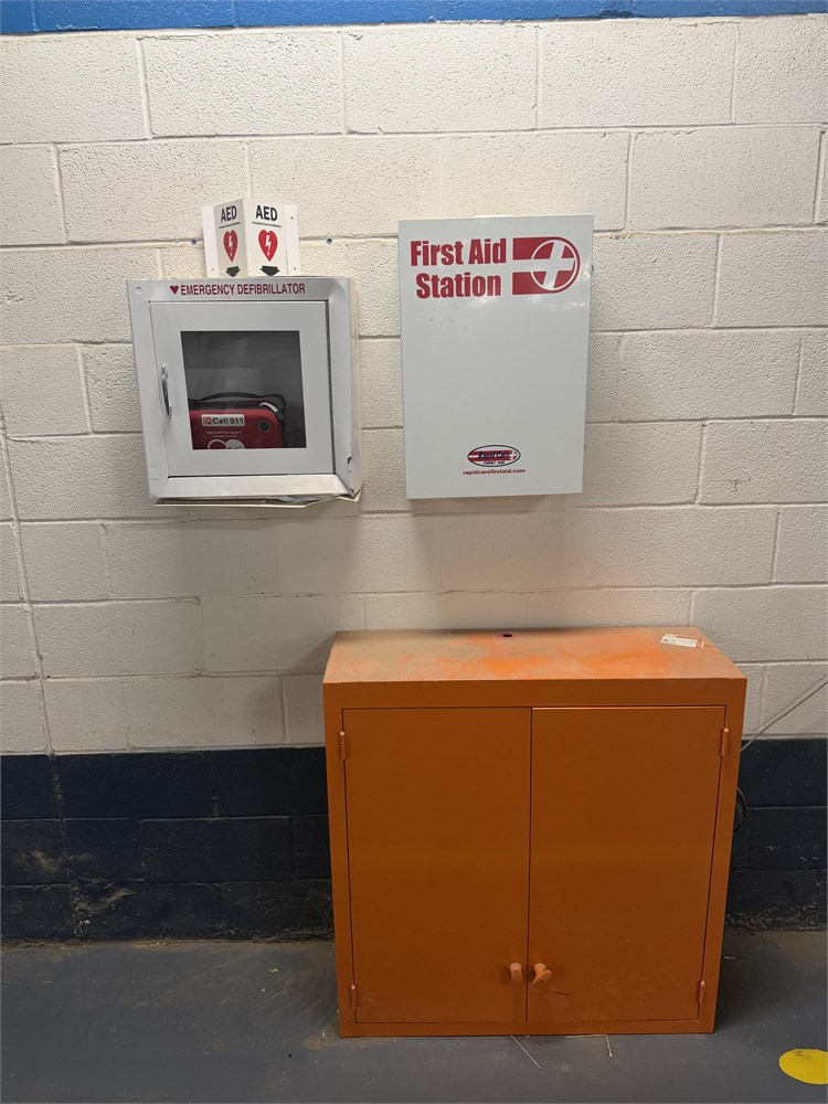 First Aid Station & AED Station w/Cabinet