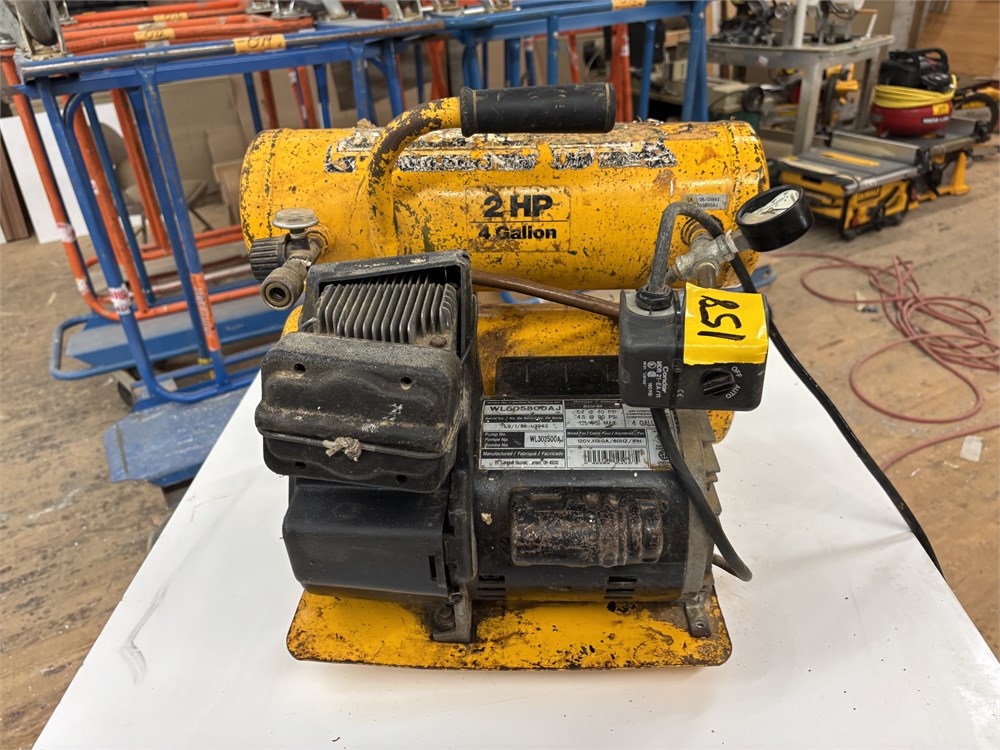 DeWalt Air Compressor