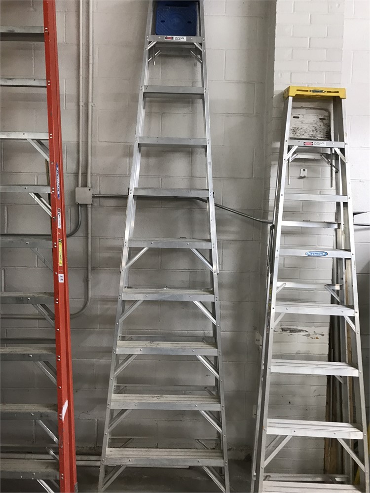 Werner 10' Aluminum Ladder