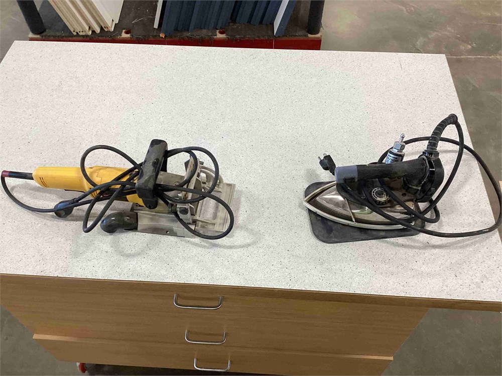 DeWalt Plate Jointer & Iron