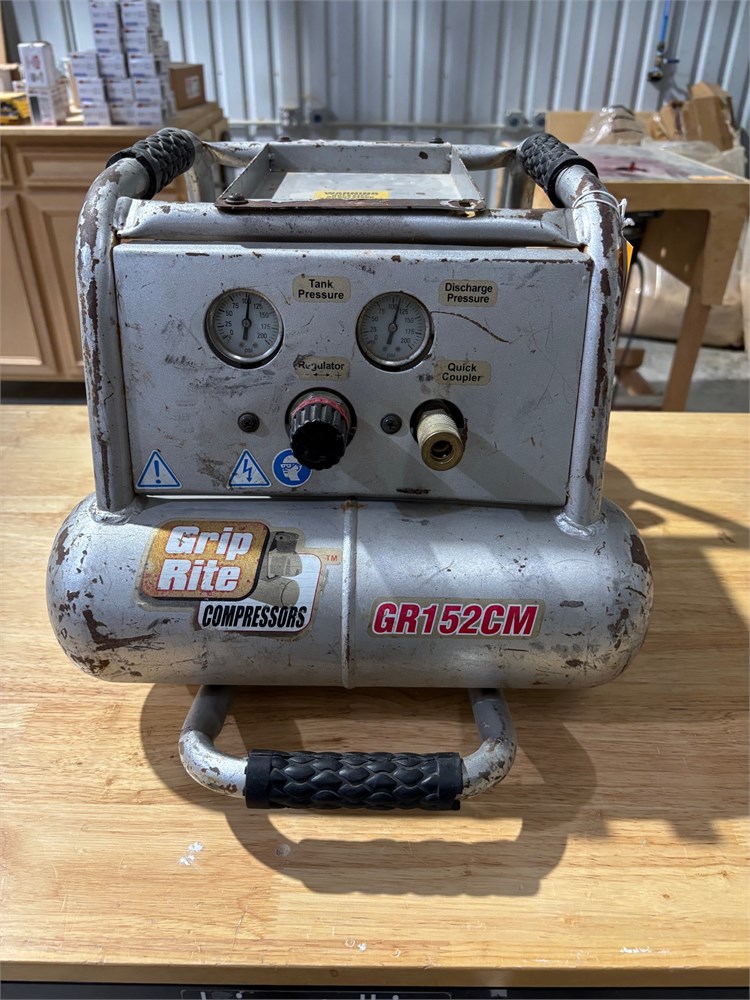 Grip RIte "GR152CM" Air Compressor