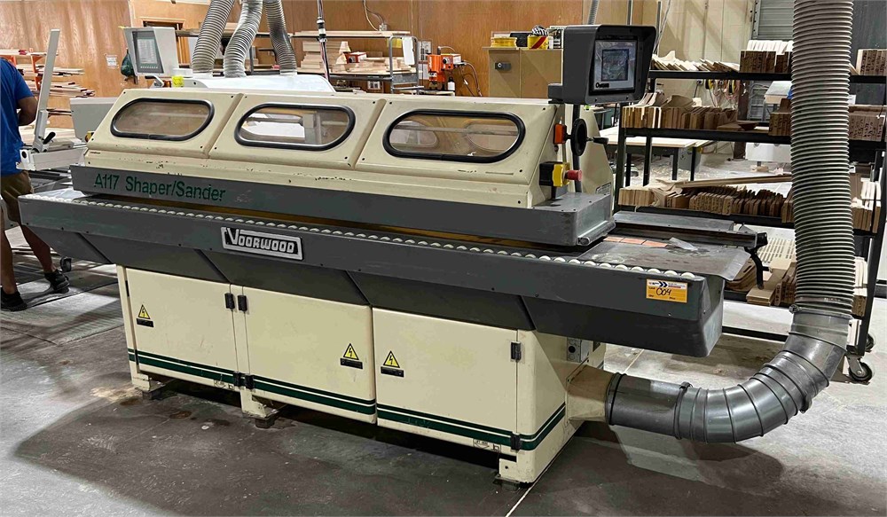 Voorwood "A117" Shape & Sand Machine