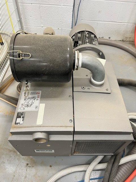 Becker "VTLF 2.250/0-79SK" Vacuum Pump