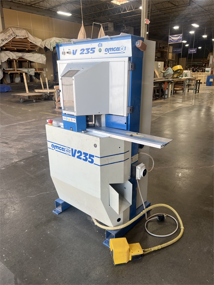 Omga "V-235-TN-US" Double Miter Saw
