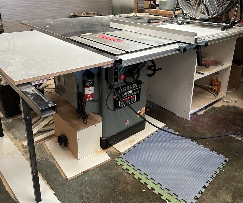 Delta 10" Table Saw