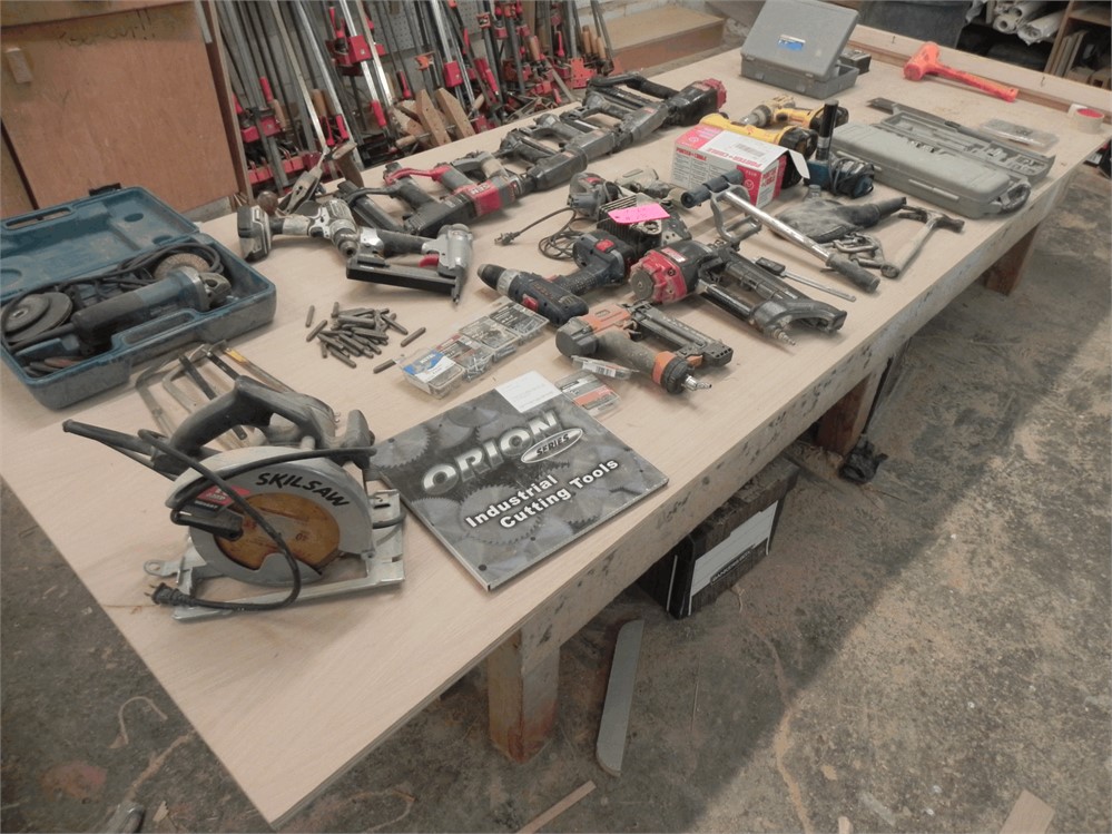MISC. LOT OF HAND TOOLS, ON TABLE