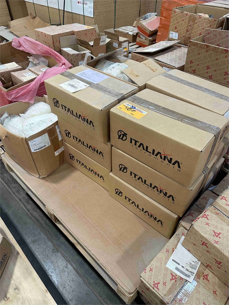 Pallet of Misc Hardware