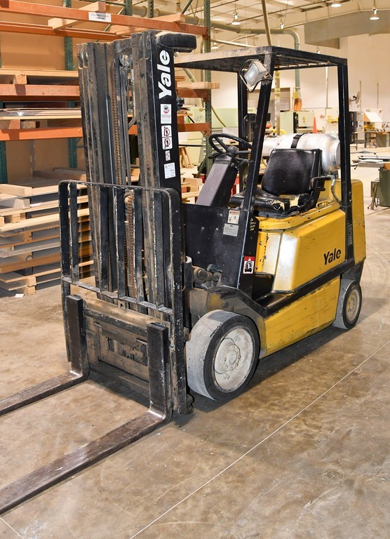Yale "GL0050" Forklift - LPG