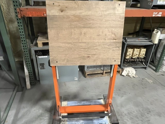 Arnal Adjustable Tilt Table
