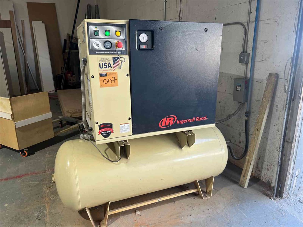 Ingersoll Rand "UP6-10TAS-150 W/DR" Air Compressor