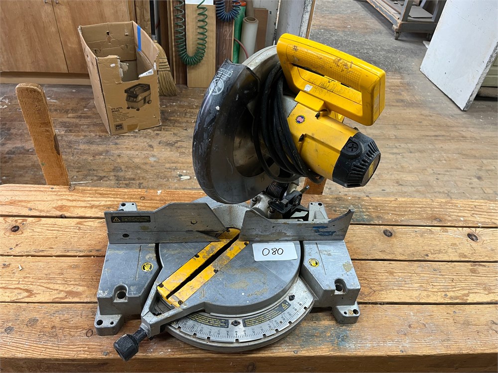 DeWalt "DW705" Compound Miter Saw