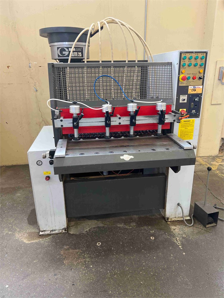 Gannomat "410 S" Horizontal Drill and Dowel Machine
