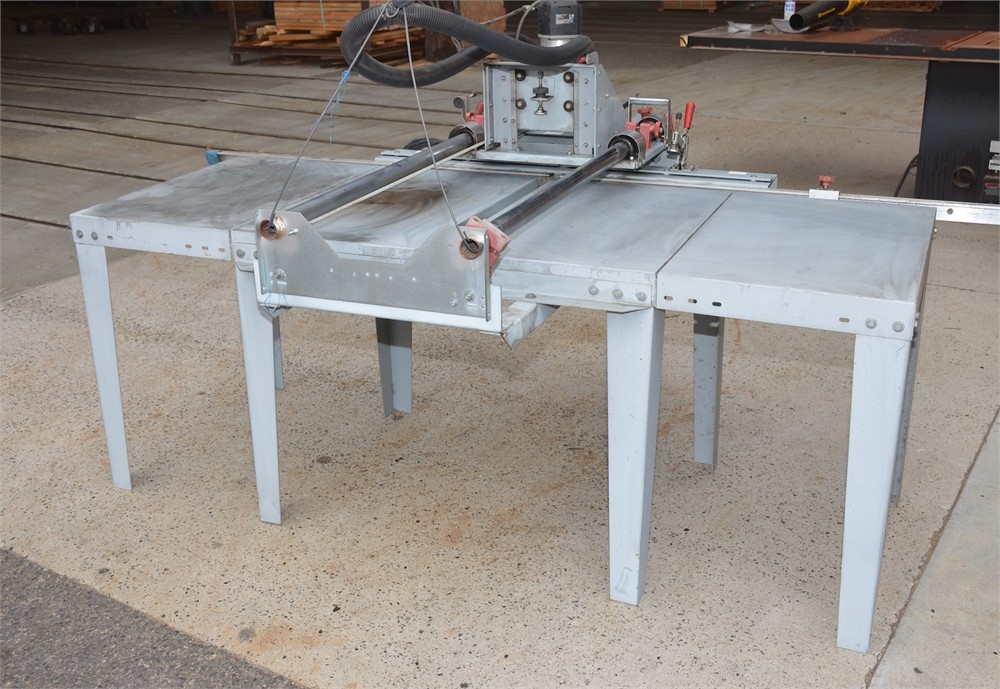 Safety Speed Cut "TR2" Panel Router