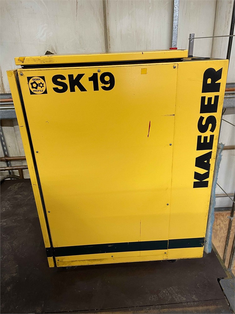 Kaeser "SK-19" Air Compressor - Rotary Screw