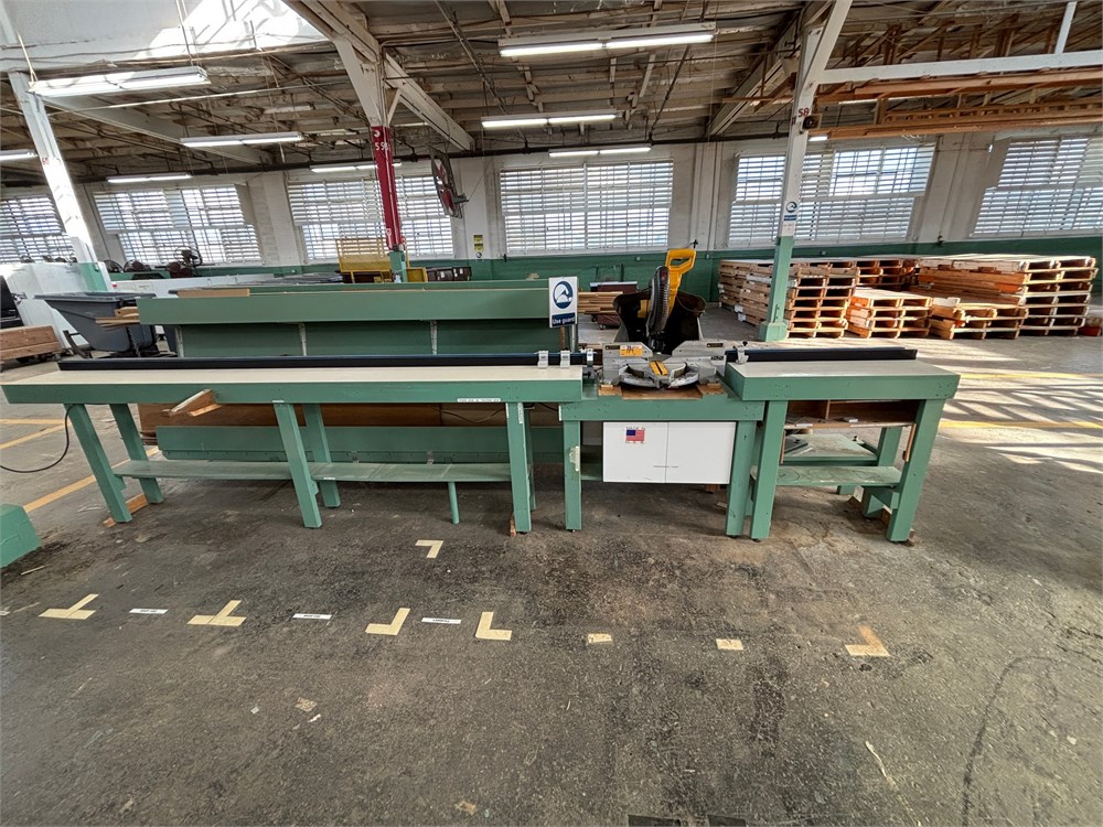 DeWalt "DW716" Double Bevel Compound Miter Saw