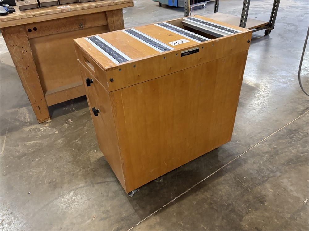 Featherail Panel Conveyor/Cabinet