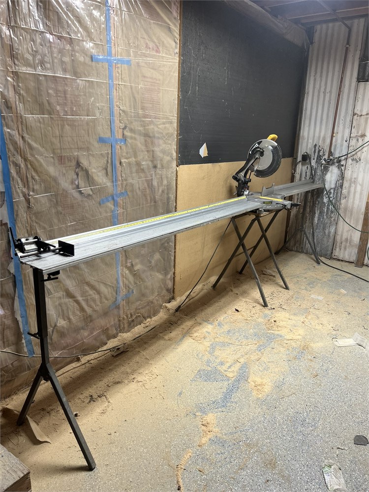 Dewalt "DW718" Sliding Miter Saw & Tables