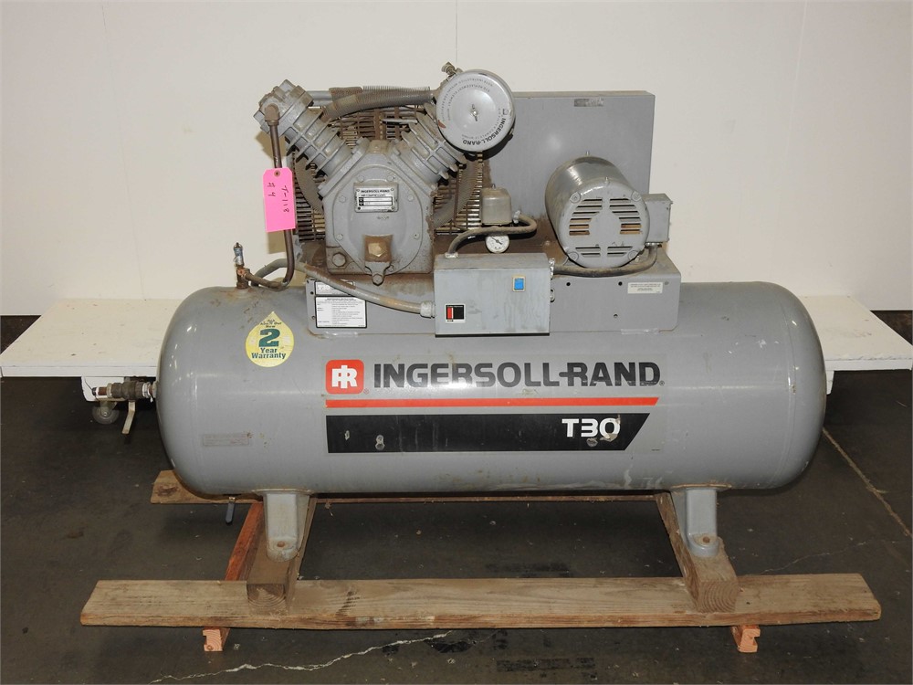 INGERSOLL RAND "T30 2420D5" AIR COMPRESSOR SYSTEM