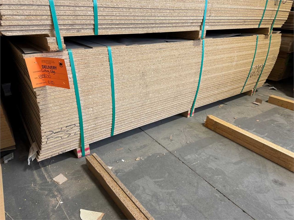 Laminated Particleboard Panels