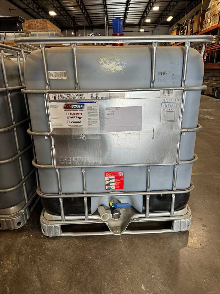 NEYRA AE Asphalt Emulsion Sealer – 240 Gal / Tote