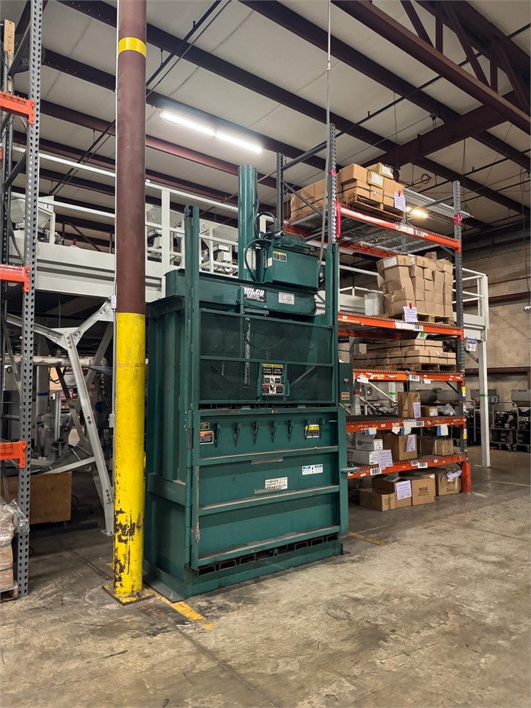 Selco "V5-HD" Baler