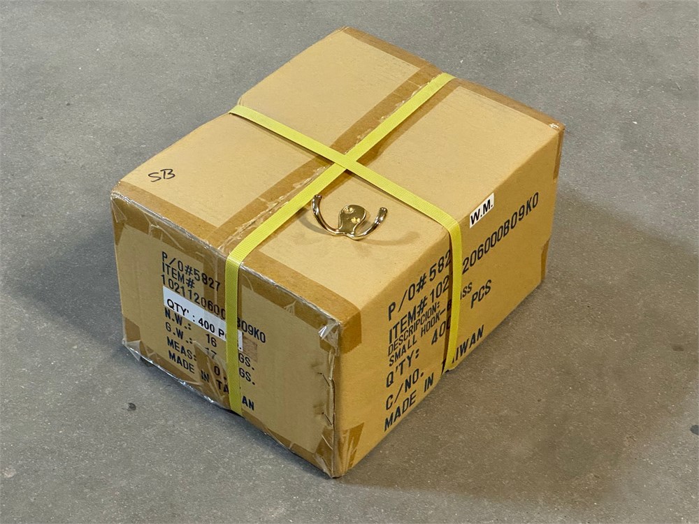 (400) Small Brass Hooks