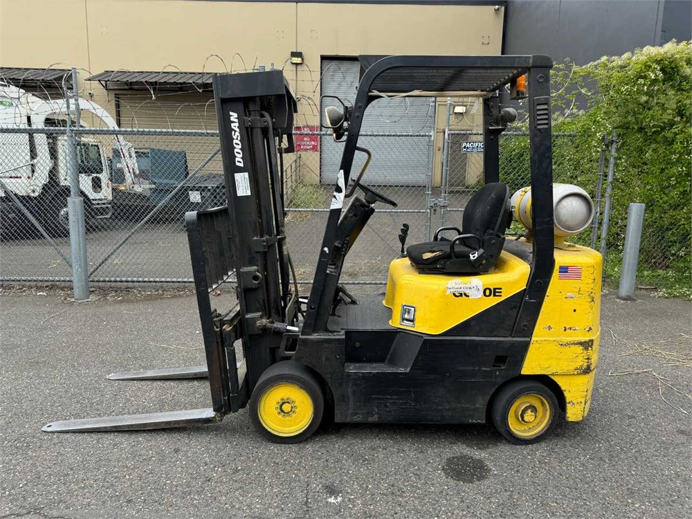 Daewoo "GC30E-3" Forklift