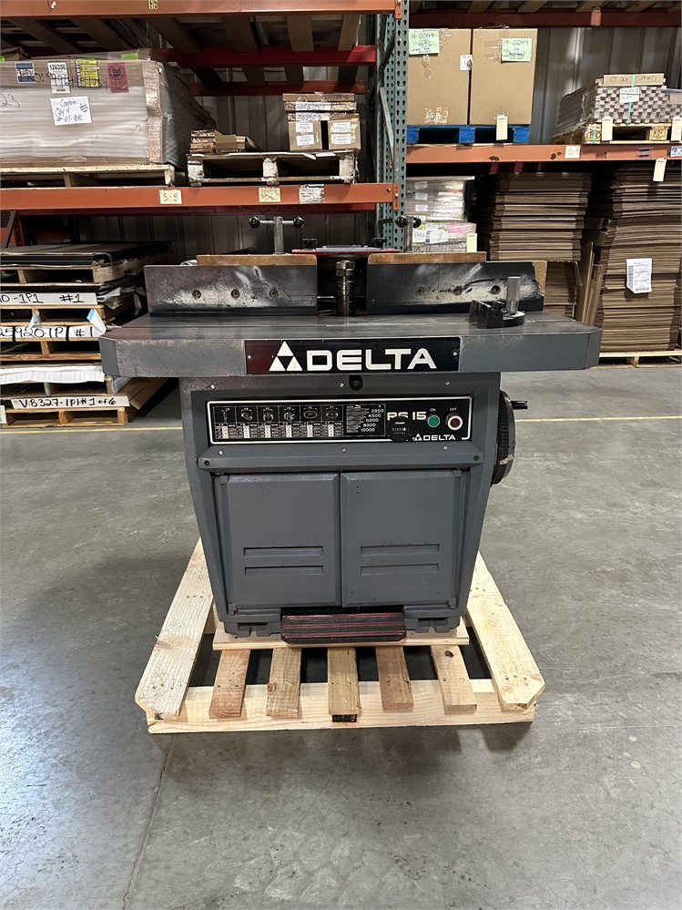 Delta " RS15" Shaper With Power Feeder