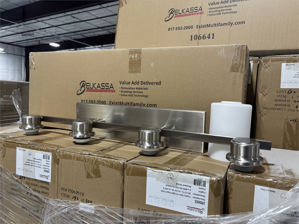 Pallet of 4-Light Vanity Lights - as pictured