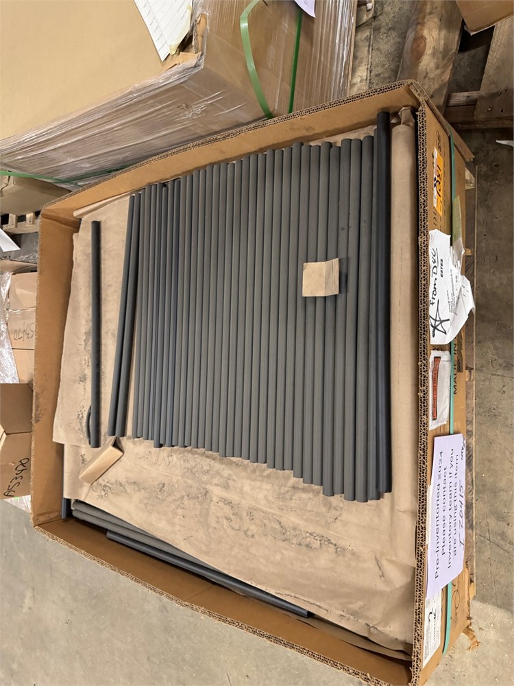 Supreme Screw "I20415" Clothes Rod - (1) Pallet