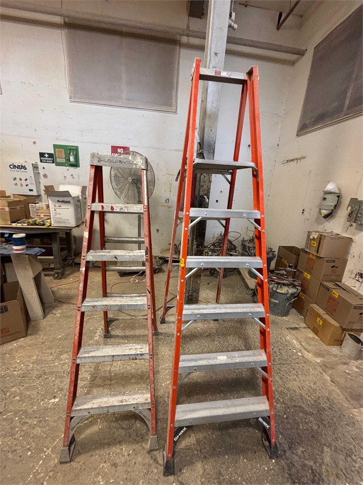 (2) Ladders