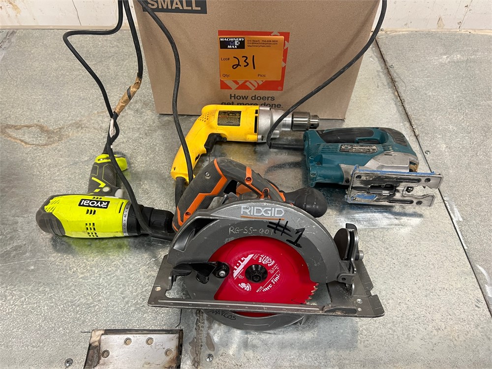 Lot of Power Tools - as pictured - QTY (5)