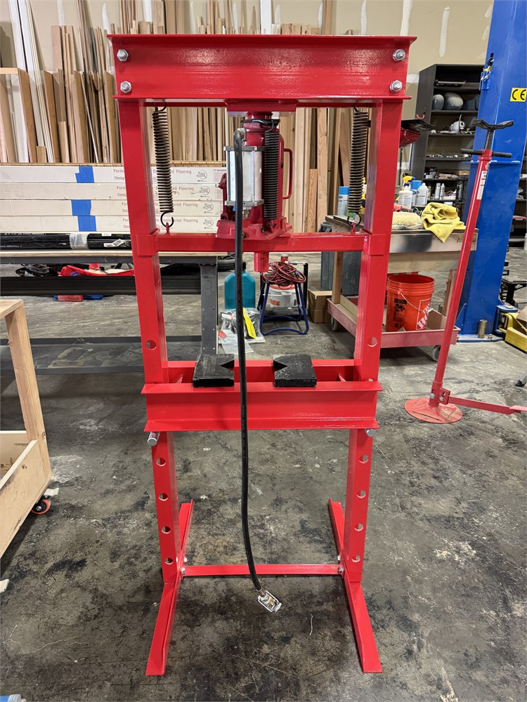 Atlas Equipment 20 Ton Shop Press