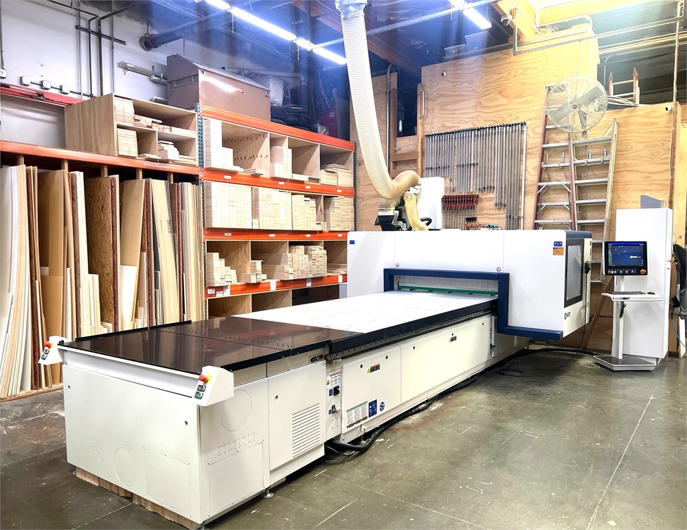 Morbidelli "X200" CNC Flat Table - Machining Center w/ Rake (2019)