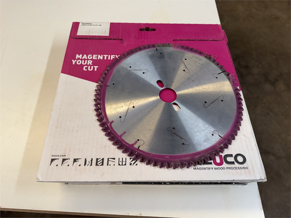 Assorted Saw Blades