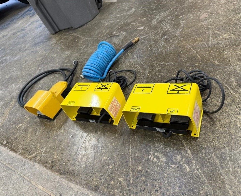 (3) CNC Control Pedals