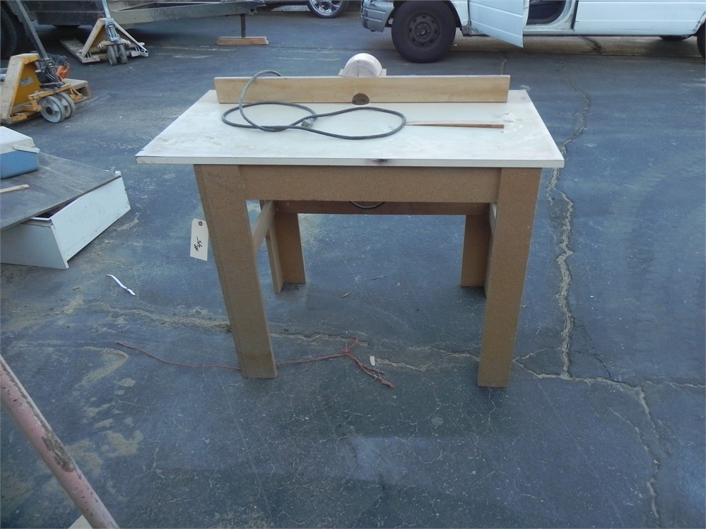 CRAFTSMAN "ROUTER TABLE/PLUNGE ROUTER"