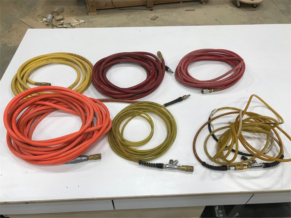Lot of assorted air hoses