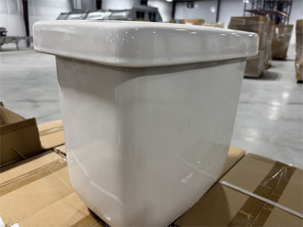 Pallet of Toilet Tanks - as pictured