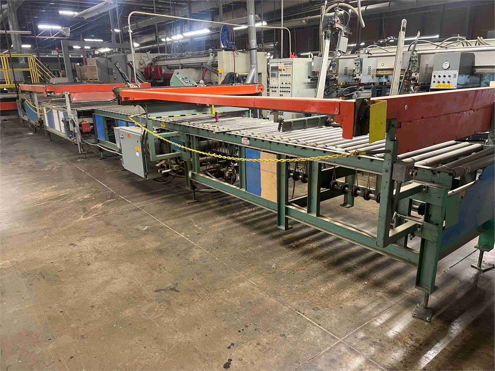 Powered Conveyor & Panel Turner