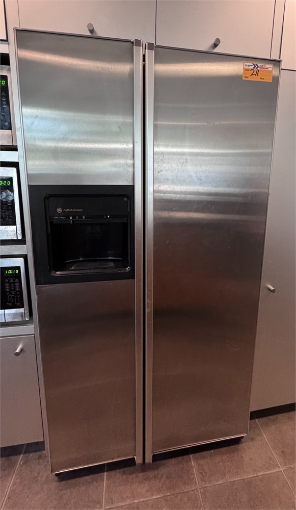 Double Door Refridgerater