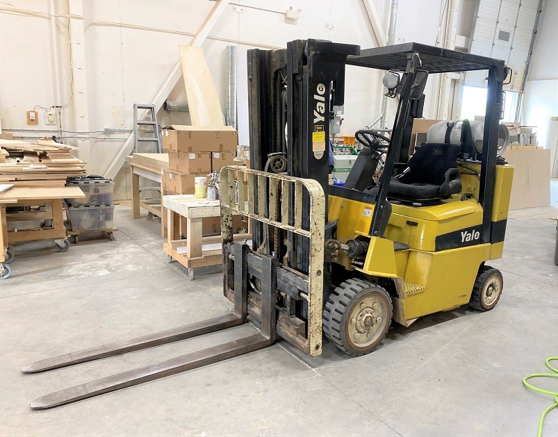 Yale "GLC 080L" Heavy Duty Forklift - 8000 lb Capacity, SS, New Starter